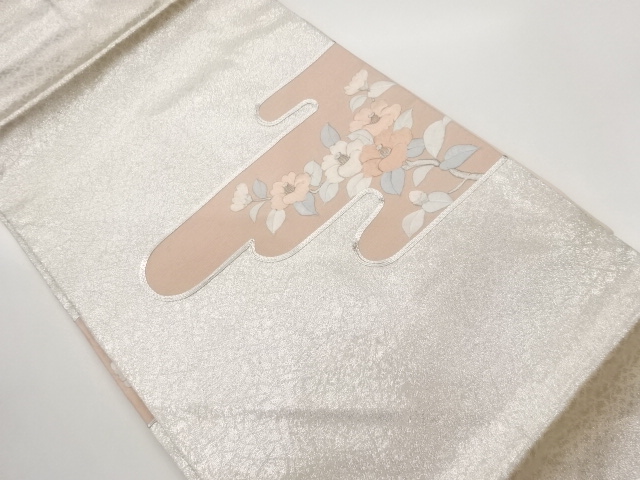 銀駒刺繍椿模様名古屋帯